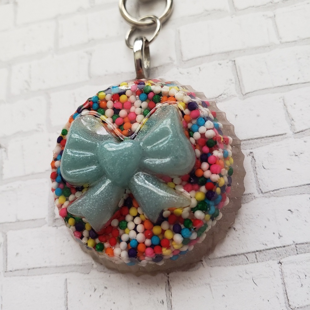 🔖 Adorable Candy Resin Key Charm Purse Charm - Picture 2 of 4